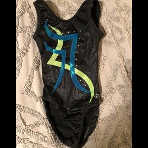 Snowflake Designs gymnastics leotard child medium